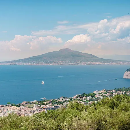 Borgo Mezzo Monte With Concierge, Panoramic Sea Views And Rooftop Jacuzzi By Feeling Italy Apartman Sorrento
