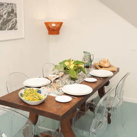 Borgo Mezzo Monte With Concierge, Panoramic Sea Views And Rooftop Jacuzzi By Feeling Italy شقة سورينتو