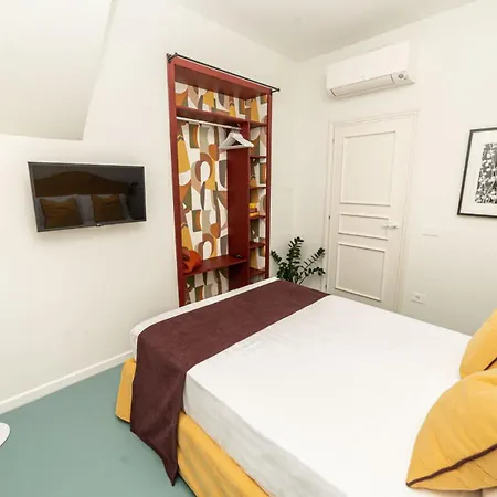 Borgo Mezzo Monte With Concierge, Panoramic Sea Views And Rooftop Jacuzzi By Feeling Italy شقة