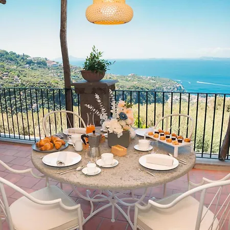 Borgo Mezzo Monte With Concierge, Panoramic Sea Views And Rooftop Jacuzzi By Feeling Italy