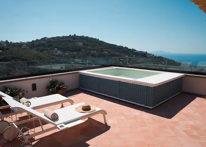 Apartment Borgo Mezzo Monte With Concierge, Panoramic Sea Views And Rooftop Jacuzzi By Feeling Italy Sorrento